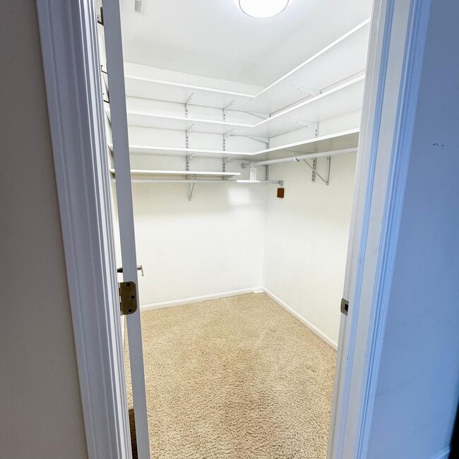 Building Photo - 5362 Wildspring Dr