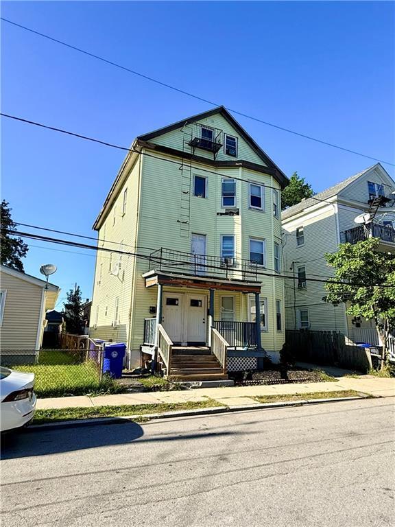 Building Photo - 19 Marion Ave N