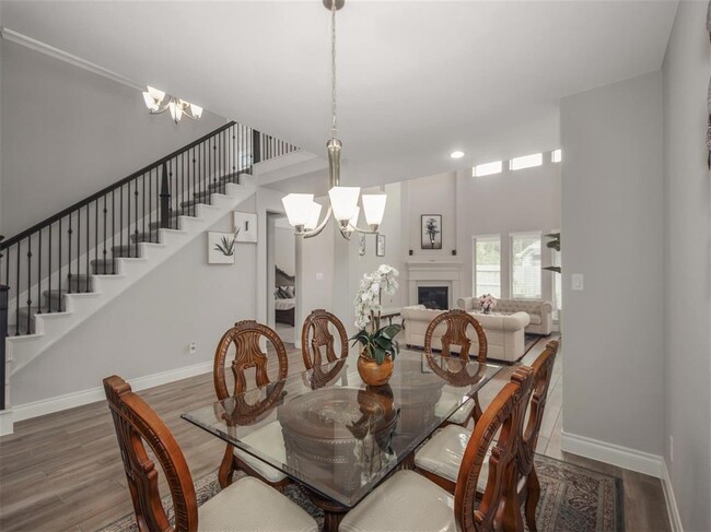 Building Photo - 4108 Emerson Cove Dr