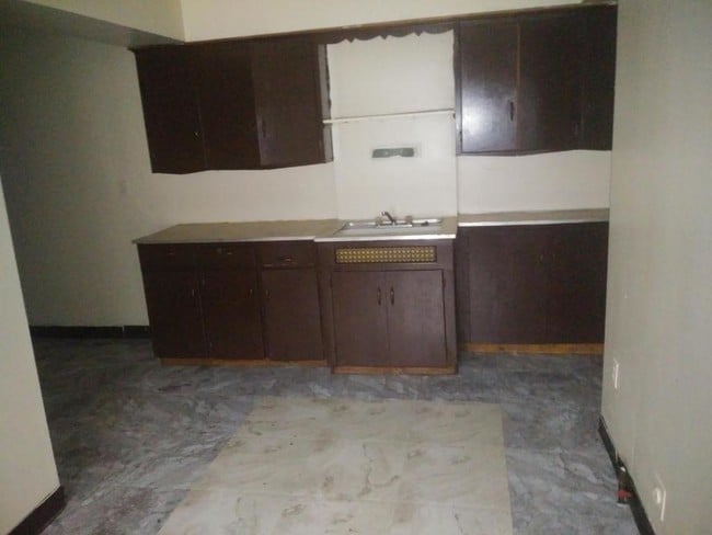 Building Photo - 16025 Nelacrest