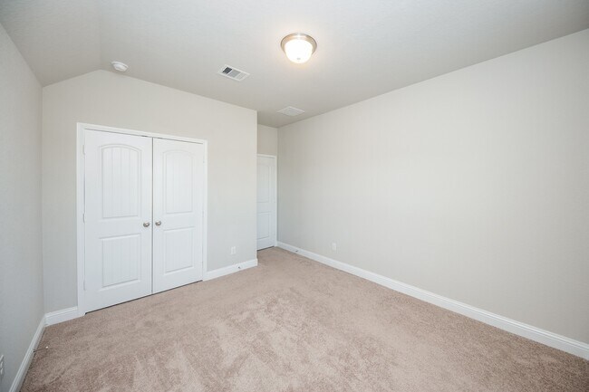 Building Photo - 16103 Devils River Ct