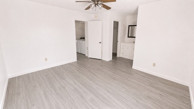 Building Photo - 11685 Alief Clodine Rd