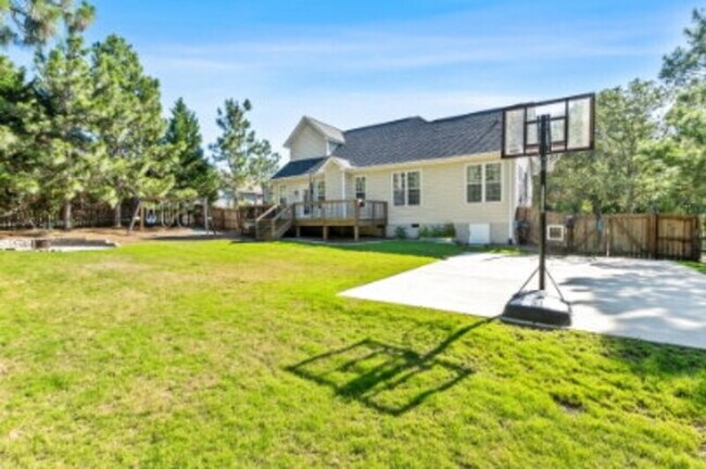 Building Photo - 190 Diamondhead Dr S