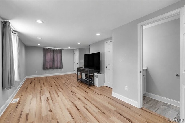 Building Photo - 4563 Union Rd