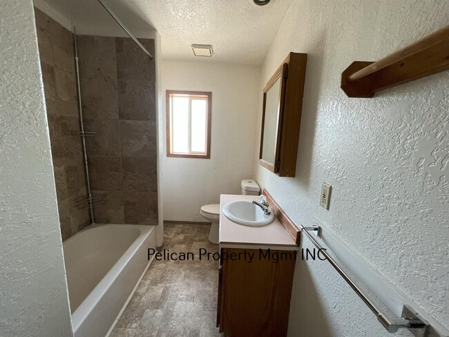 Building Photo - 2057 N Eldorado Ave