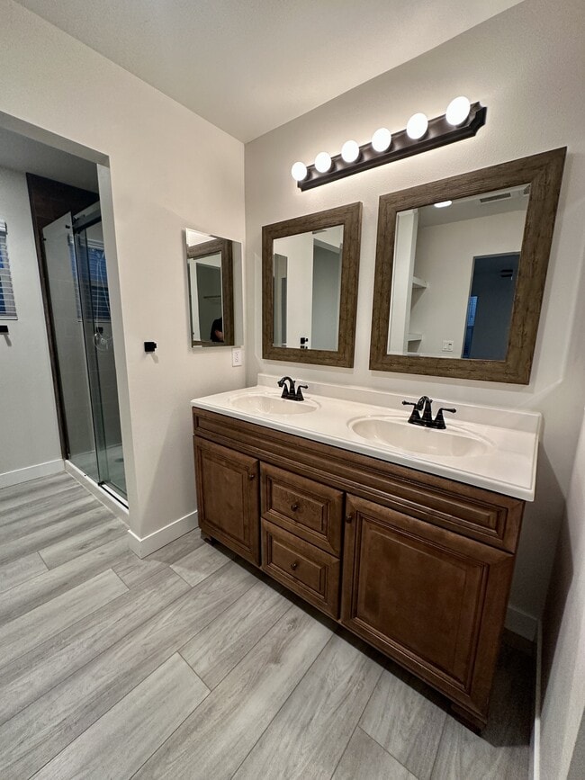 Building Photo - 2315 Tavern Rd