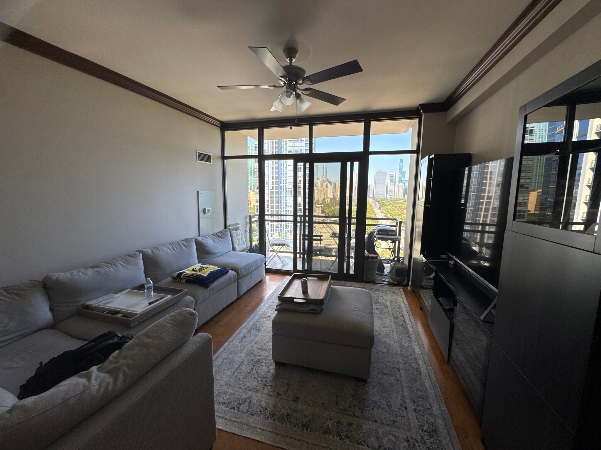 Building Photo - 233 E 13th St