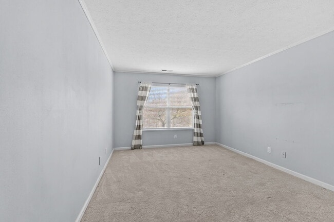 Building Photo - 778 Kingston Cir