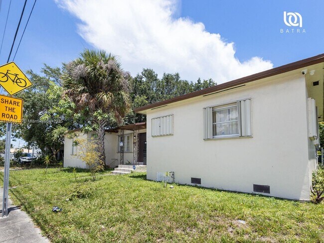 Building Photo - 5001 NW 12th Ave