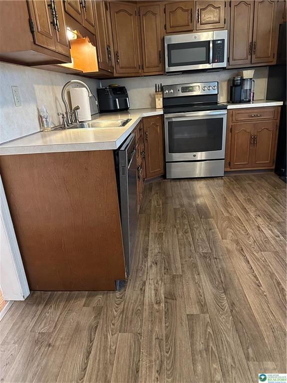 Building Photo - 4591 N Hedgerow Dr