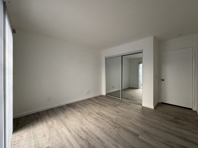 Building Photo - Remodeled Reseda Home