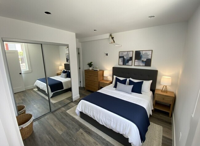 Building Photo - 1301-1303 West 22nd Street