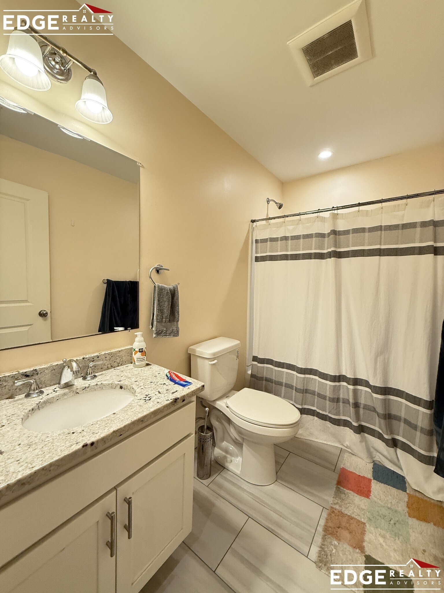 Building Photo - 23 Higgins St