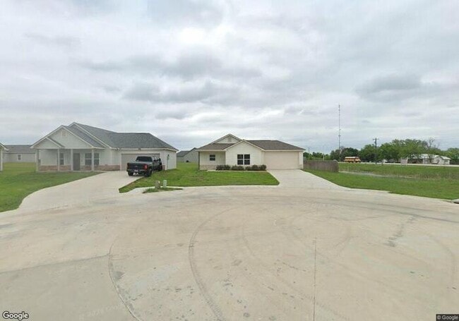 Building Photo - COMING SOON 3/2/2-June move in