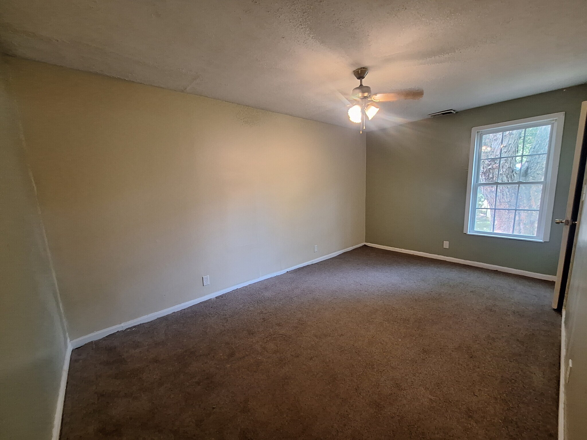 Bedroom #3 - 3816 Parthenia Ave