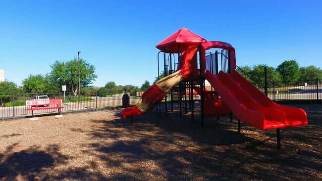 Building Photo - 322 Soaring Breeze