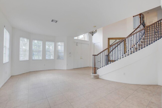 Building Photo - 7553 Greenville Cir