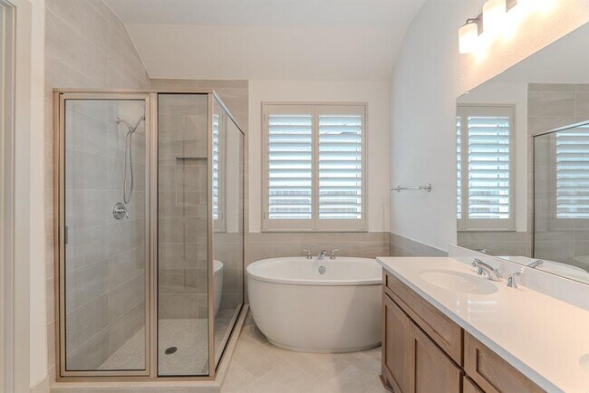 Building Photo - 9322 Galloway Wds Trl