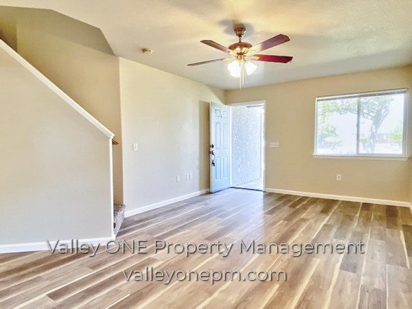 Building Photo - 1160 E Monte Vista Ave