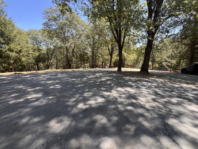 Building Photo - 17093 Cobblestone Ln
