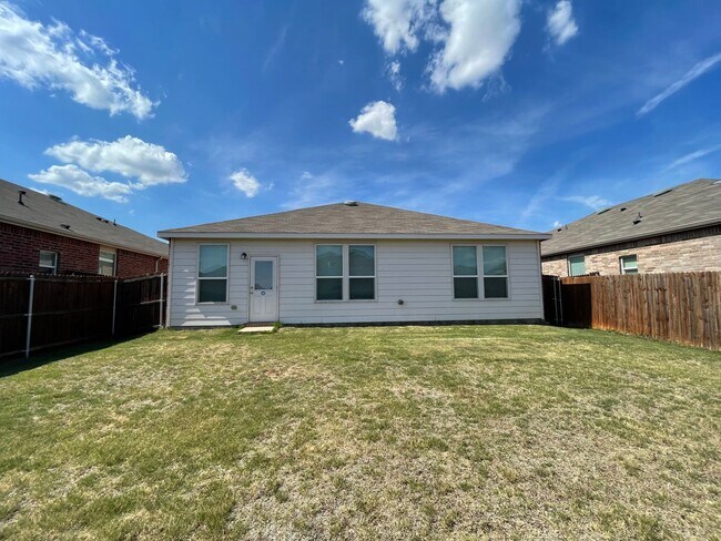Building Photo - House for Lease in Fort Worth