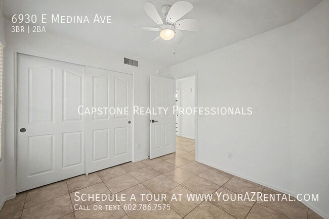 Building Photo - 6930 E Medina Ave