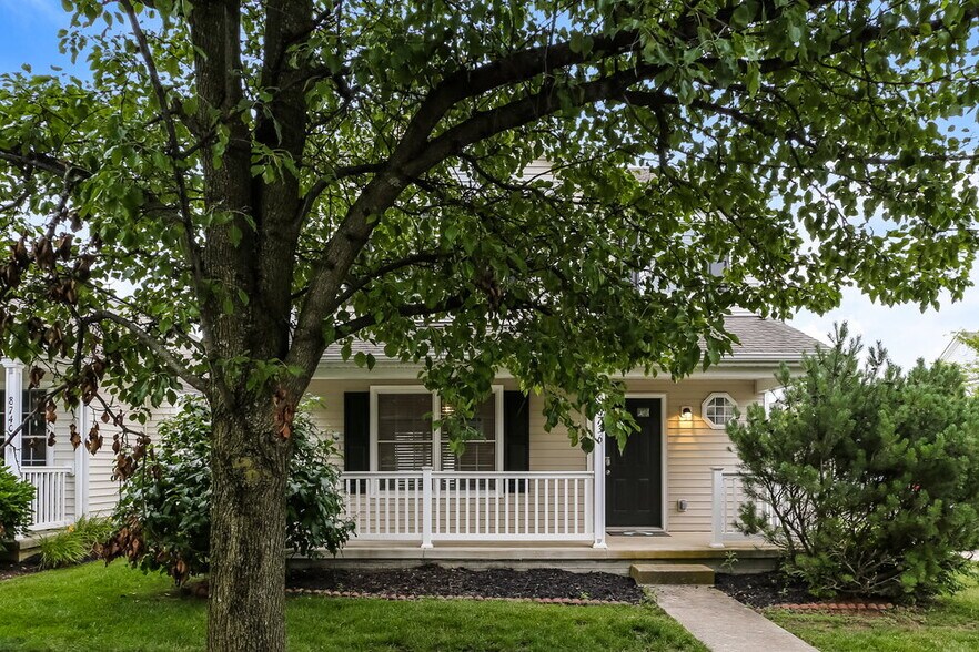 Primary Photo - 8736 Arrowtip Ln