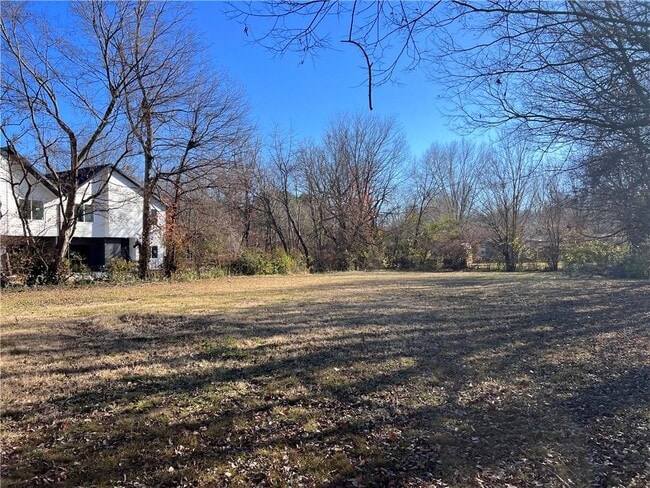 Building Photo - 2301 W Wedington Dr