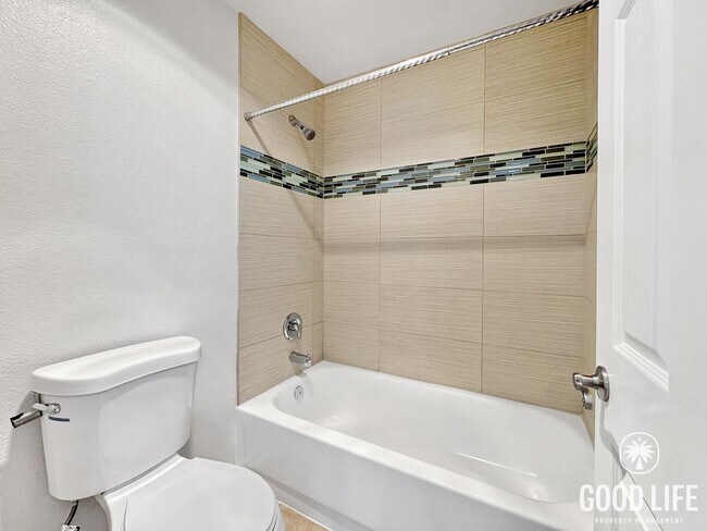 Building Photo - First-Floor Mira Mesa Condo with Patio & Ensuite Bedrooms