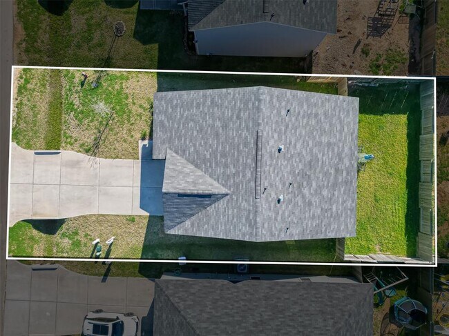 Building Photo - 15708 Del Norte Dr