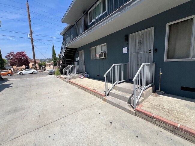 Primary Photo - 57th Avenue
