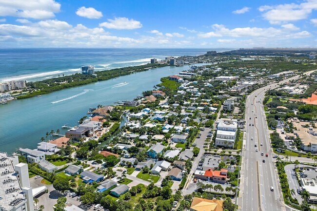 Building Photo - 3463 Canal Ct