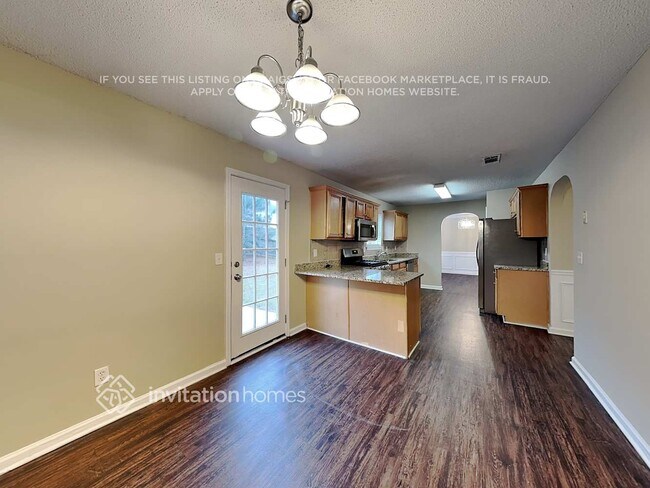 Building Photo - 372 Othello Dr