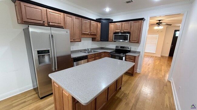 Building Photo - 104 Washington Place Drive