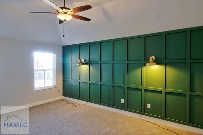 Building Photo - 326 Fairview Cir