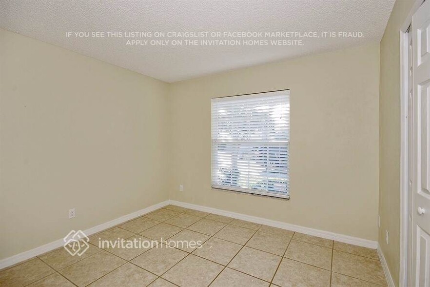 Building Photo - 910 Shaw Cir
