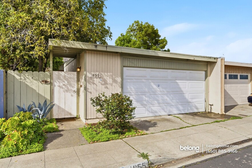 Building Photo - 1855 Forest Ct