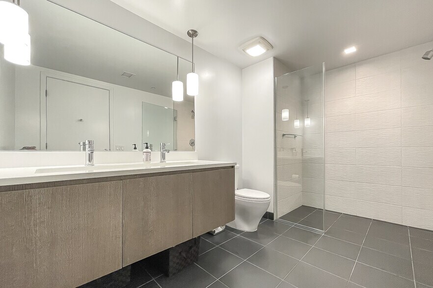 Building Photo - 1300 22nd St