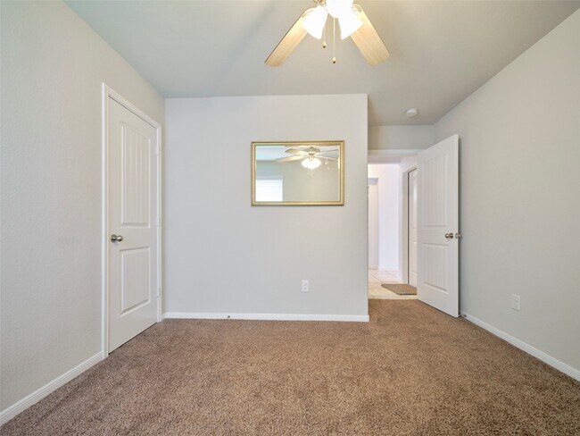 Building Photo - 12629 Pirate Bend Dr