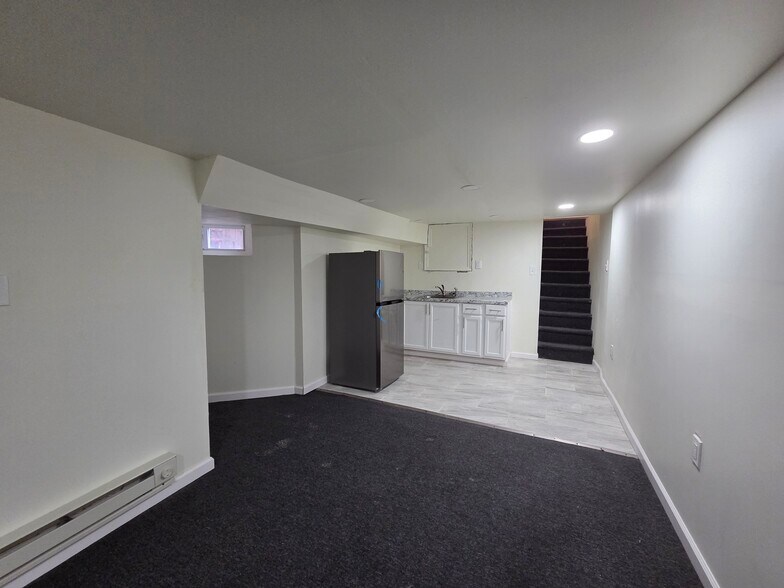 Building Photo - 6500 Torresdale Ave