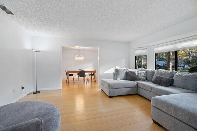 Building Photo - 503 Princewood Dr
