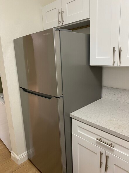 Building Photo - 7330 Eton Ave