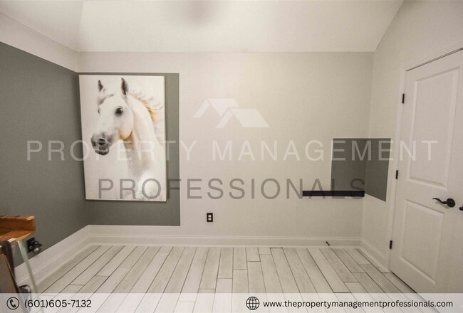 Building Photo - A wonderful home full of character!