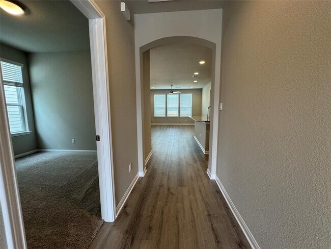 Building Photo - 5331 Bruno St