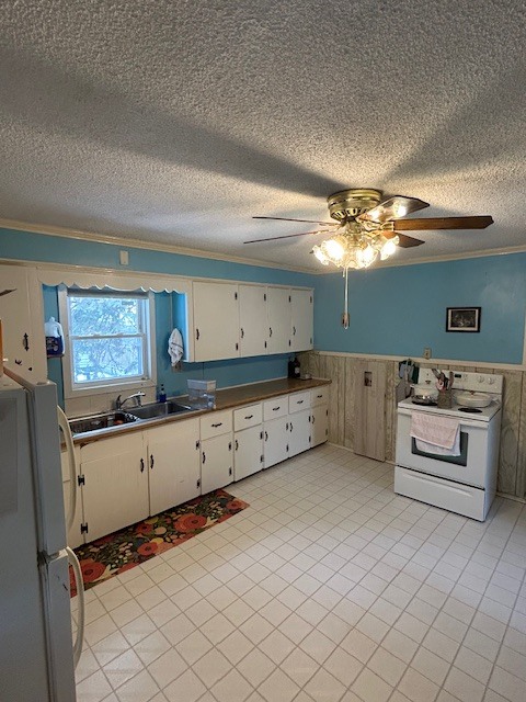 Building Photo - 11 Audet St