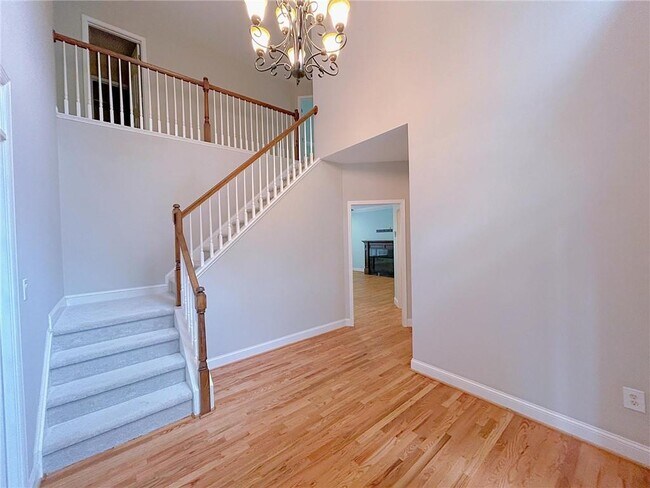 Building Photo - 280 Graystone Way