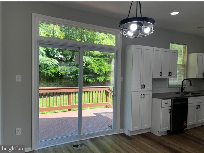 Building Photo - 9212 Owings Choice Ct