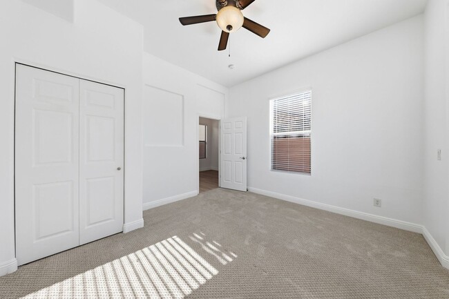 Building Photo - Luxury Golf Resort Living in Guard-Gated Tuscany – Henderson