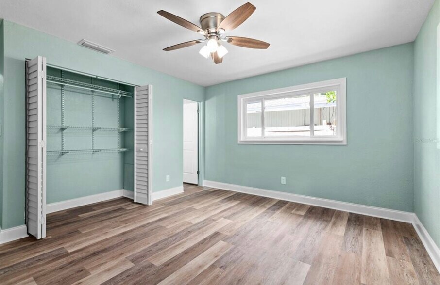 Building Photo - 11615 Park Blvd