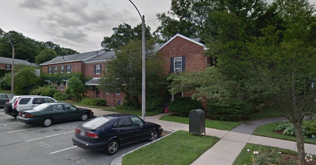 Building Photo - 180 Thornton Rd